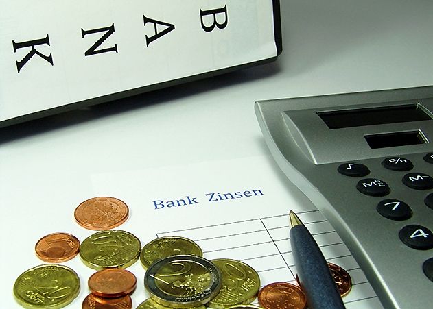 Die Sparkasse Jena verzichtet als erstes Geldinstitut der Region auf Überziehungszinsen bei Privatkunden.