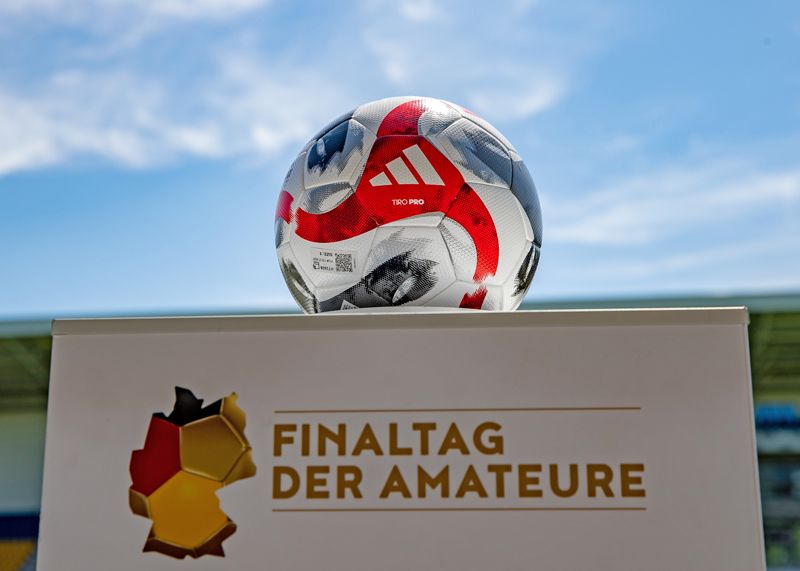 Der FC Carl Zeiss Jena hat sich entschieden, dass die Tickets nur an Dauerkarteninhaber oder Vereinsmitglieder verkauft werden.