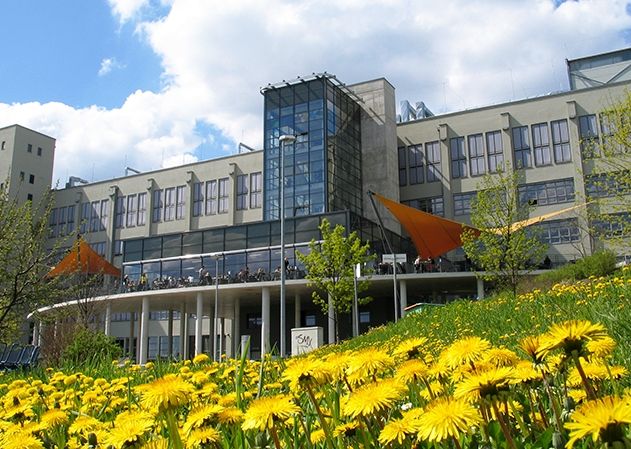 14. Thüringer Jugendgerichtstag tagt am 22. November in der Ernst-Abbe Hochschule Jena.