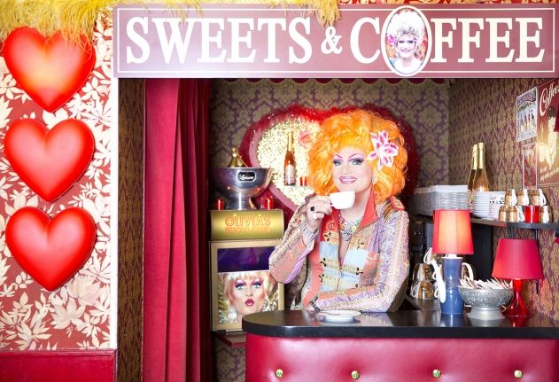 Die Hamburger Travestiekünstlerin Olivia Jones ist 2014 die Schirmherrin des „Tag des Kaffees“.