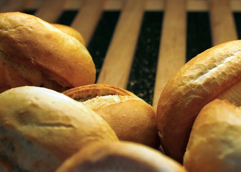 Diebe sind in der Nacht zum Dienstag in eine Bäckerei in Jena eingebrochen.