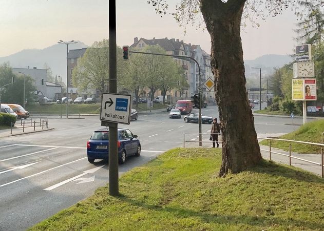 Die Kreuzung Am Anger/Wiesenstraße.