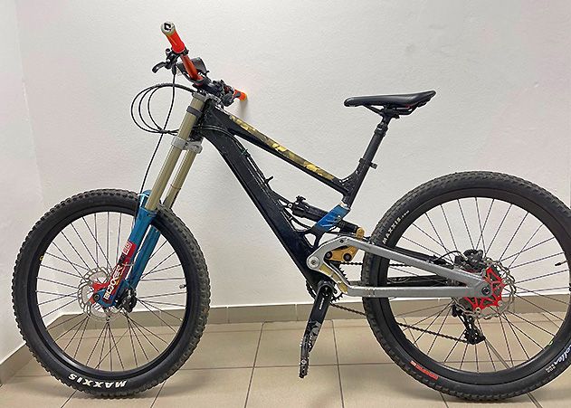 Wem gehört dieses Fahrrad? Die Polizei Jena bittet um Hinweise auf den Besitzer.