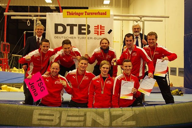 Nach Bronze und Gold in den vergangenen Jahren sicherten sich die Turner der TsG Jena am Samstag in Halle den Vize-Titel bei den Deutschen Amateurmeisterschaften.