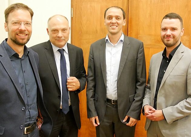 Der zukünftige OB Dr. Thomas Nitzsche mit seinen gewählten Dezernententeam: Eberhard Hertzsch, Christian Gerlitz und Benjamin Koppe.