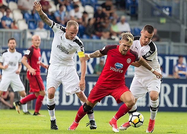 Trotz Niederlage startet der FC Carl Zeiss Jena mit einer guten Leistung in die 3. Liga.