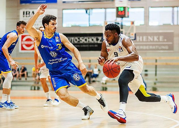 Beim ALLKURANZ-Jena-Cup 2016 bezwang Jena den Liga-Kontrahenten aus Braunschweig mit 78:68.