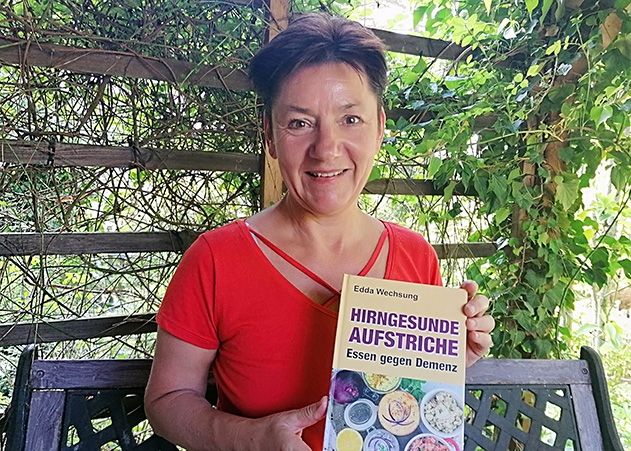 Ernährung beeinflusst Demenz: Autorin Edda Wechsung hat deshalb Rezepte gegen das Vergessen in einem Buch festgehalten.