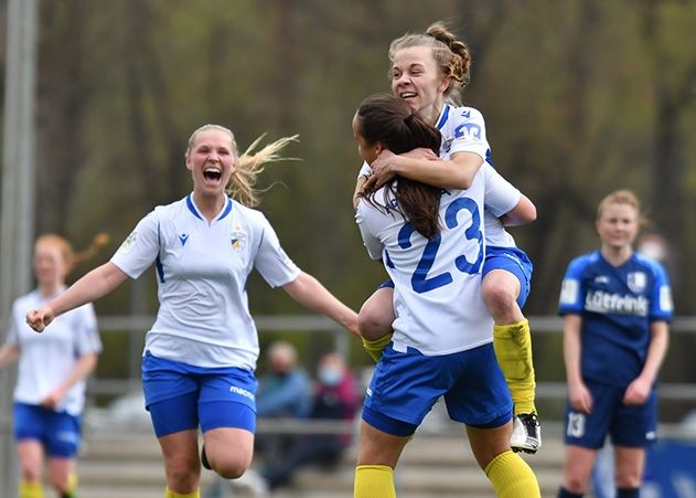 Erneut können die Frauen des FC Carl Zeiss Jena jubeln. Am Sonntagvormittag besiegten sie Bocholt mit 3:1 (2:1).
