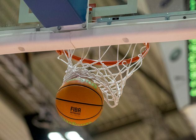 Jenas Basketballer kehren mit einer 70:81-Niederlage aus Dresden zurück.