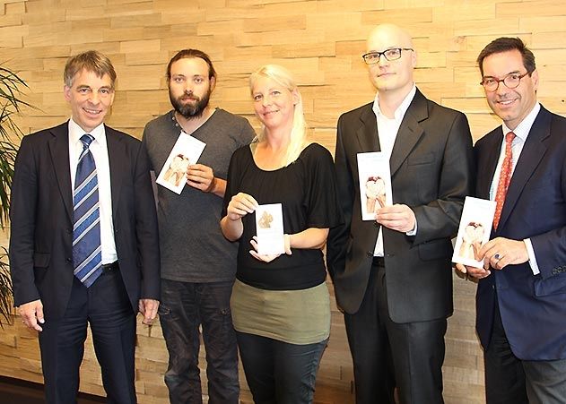 Albrecht Schröter, Oberbürgermeister und Schirmherr der Comedy-Gala, Ralph Mächler vom Verein “Leben heißt auch sterben”, Claudia Koppe Vorsitzende Verein “Leben heißt auch sterben”, Marcus Komann, Vorstand Förderverein Palliativmedizin Jena, Dr. Ulrich Wedding, Stationsleiter Palliativstation Jena