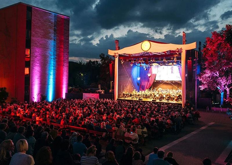 Die diesjährige ArenaOuvertüre mit der Jenaer Philharmonie findet am 21. und 22. Juni auf dem Festplatz in Lobeda-West statt.