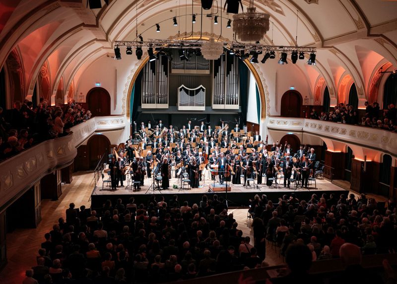 Die Jenaer Philharmonie und deren Musiker im Volkshaus in Jena.