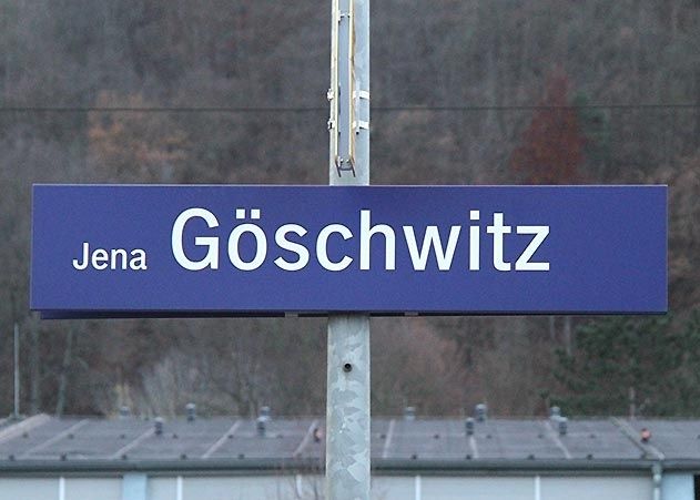 Die Polizei Jena hat am frühen Freitagmorgen drei Jugendliche gestellt, die am Bahnhof Jena-Göschwitz randaliert hatten.
