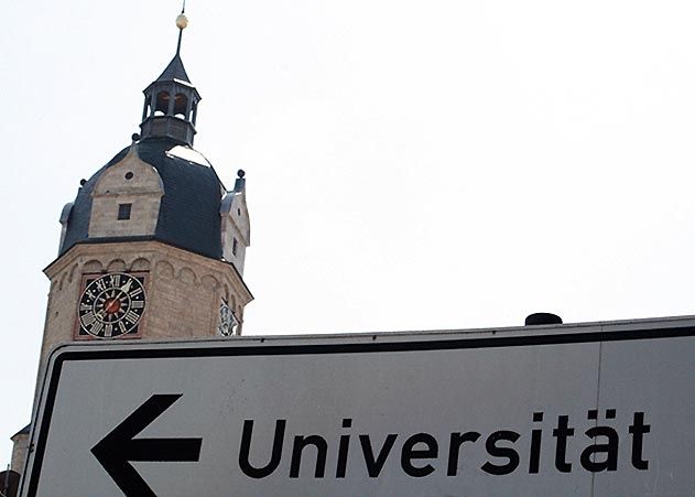 Hier geht’s zur Universität: Wer noch kurzentschlossen ein Studium aufnehmen will, hat an der Friedrich-Schiller-Universität Jena noch bis zum 9. Oktober die Möglichkeit.