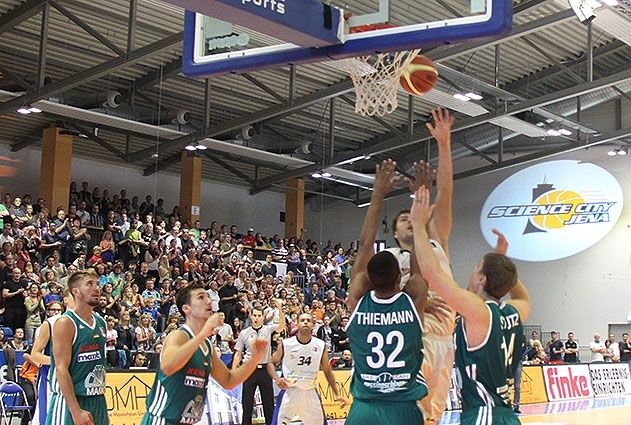 Im Hinspiel verlor das Harmsen-Team  in der heimischen Sparkassen-Arena mit 53:79. Wird es am Samstag im Rückspiel die Revanche geben?