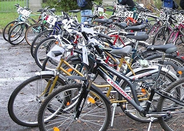 Die ÜAG Jena führt am 5. Juli wieder eine öffentliche Fahrradversteigerung durch.