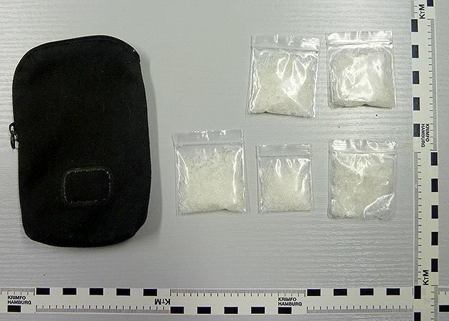 Bei einer Wohnungsdurchsuchung in Eisenberg haben Polizeibeamte 40 g Crystal sichergestellt.