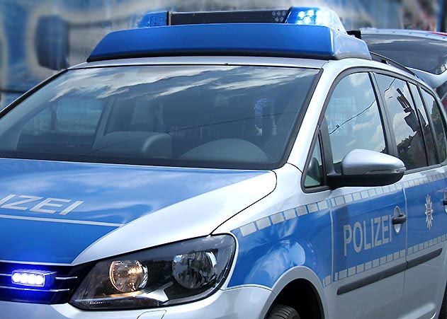 In Jena wurde ein Mann von einem Unbekannten überfallen.
