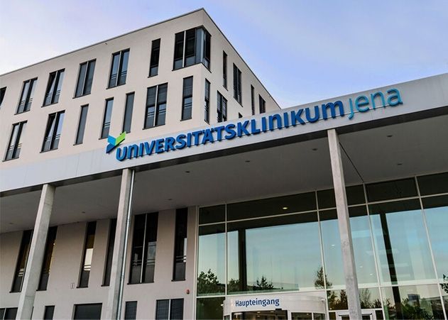 Das Uniklinikum Jena lockert seine Besuchsregelungen für Angehörige, Lebenspartner oder Bezugspersonen.