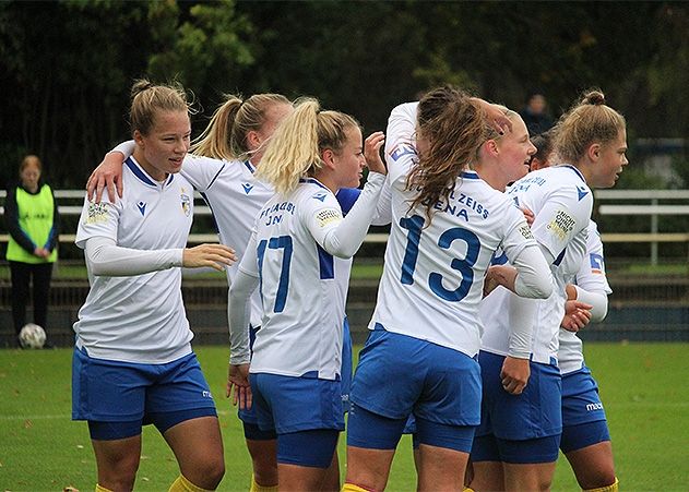 Freude bei den FCC-Frauen zum Auftakt in Bocholt am vergangenen Sonntag.