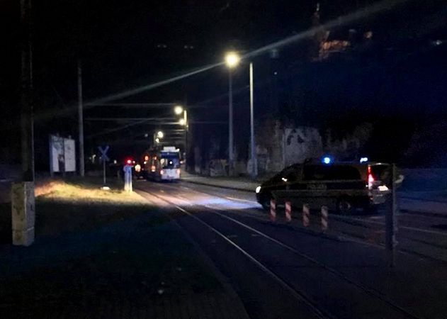 15.000 Euro Schaden: In Jena kam es am Dienstagabend zu einem Unfall mit einer Straßenbahn.