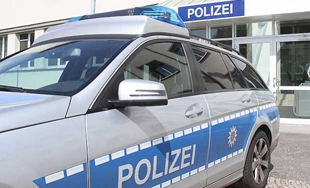 Die Jenaer Polizei konnte zwei Jugendliche Täter zum Raubüfall in einer Drogerie im Jenaer Westviertel ermitteln.