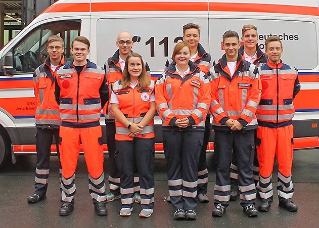 Neun Azubis haben ihre Ausbildung beim Deutschen Roten Kreuz in Jena begonnen.