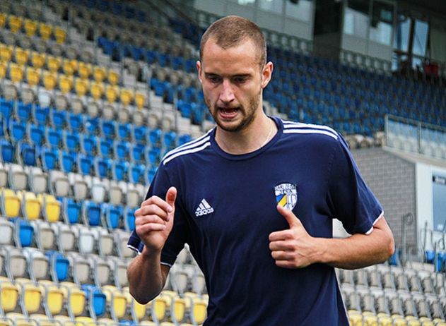 Regionalligist FC Carl Zeiss Jena hat Stürmer Jakub Wiezik verpflichtet.