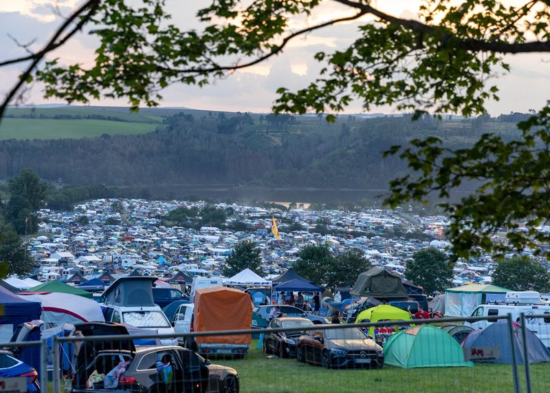 Schon seit Mittwoch sind die Campingplätze knackevoll.