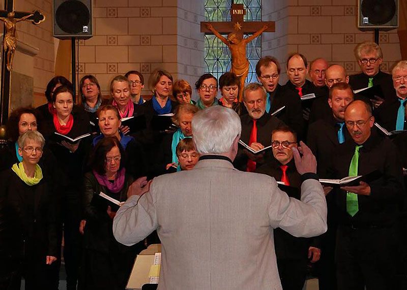 Die Besucher erwartete ein Programm von weihnachtlichen Gospels und Spirituals aus allen Teilen der Welt.