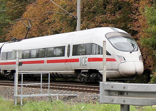 Wegen der Neubaustelle durch den Thüringer Wald entfällt ab Dezember 2017 die ICE-Verbindung zwischen Jena und Leipzig.