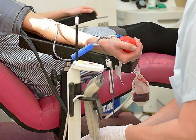 Blut spenden ist auch in den Sommermonaten wichtig.