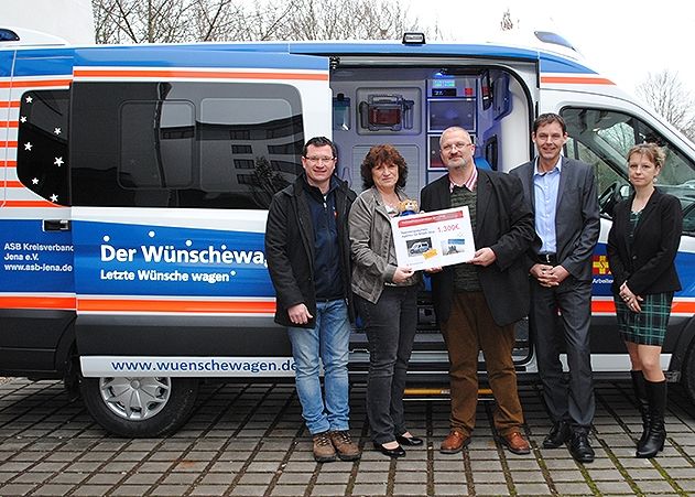 v.l.: Christian Giebner, Ines Hesse, René Zettlitzer, Holger Bock (Geschäfts-führer der Jenaer Arbeitsagentur) und Kristin Arnold (stellv. Personalratsvorsitzende)