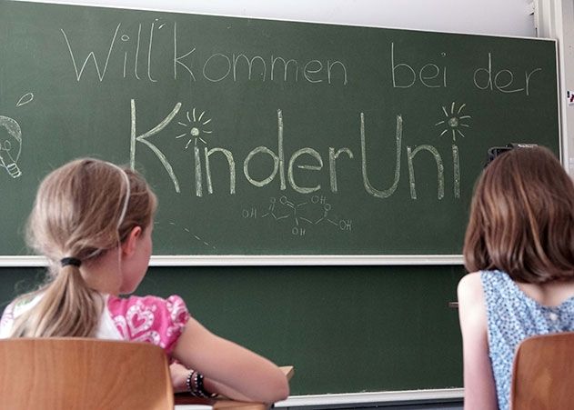 Die Jenaer KinderUni heißt ab 26. Oktober alle Interessierten zwischen 6 und 12 Jahren an der Friedrich-Schiller-Universität willkommen.