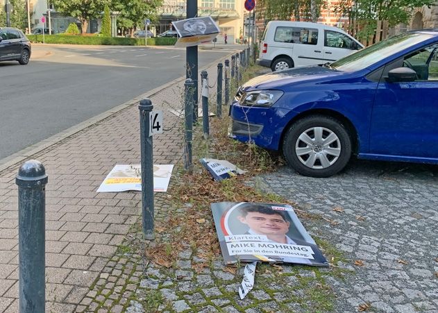 Auch in der Jenaer Innenstadt wurden mehrere Wahlplakate zerstört.