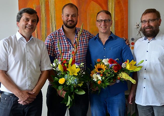 Gemeinsam mit Dr. Jörg Vogel, Vorsitzender des Kulturausschusses, begrüßte Finanzdezernent Frank Jauch den neuen Werkleiter Jonas Zipf und bedankte sich beim bisherigen amtierenden Werkleiter Carsten Müller für die geleistete Arbeit.