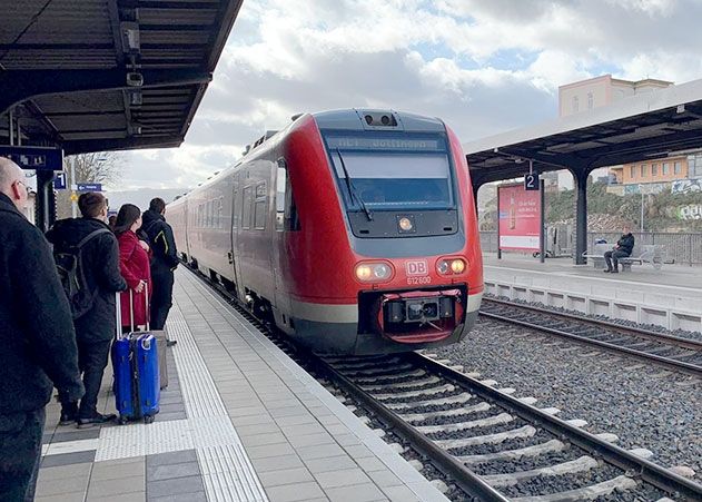 Für Aufsehen sorgte ein junger Mann am Jenaer Westbahnhof.