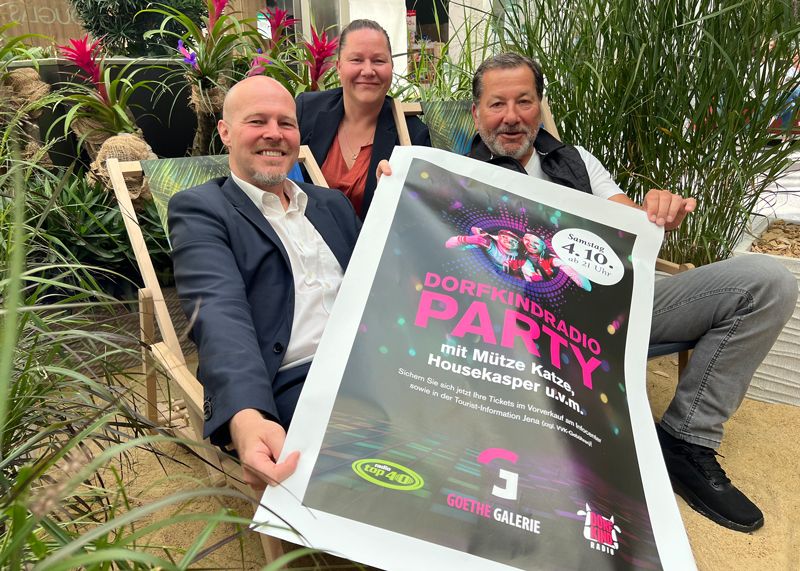 Freuen sich auf die Party des Jahres in Jena: v.l.n.r. Goethe Galerie-Chef Michael Holz, GoeGa-Eventmanagerin Mandy Engelhardt und Veranstalter Michael Sumser (Konzept Team Gera GmbH).
