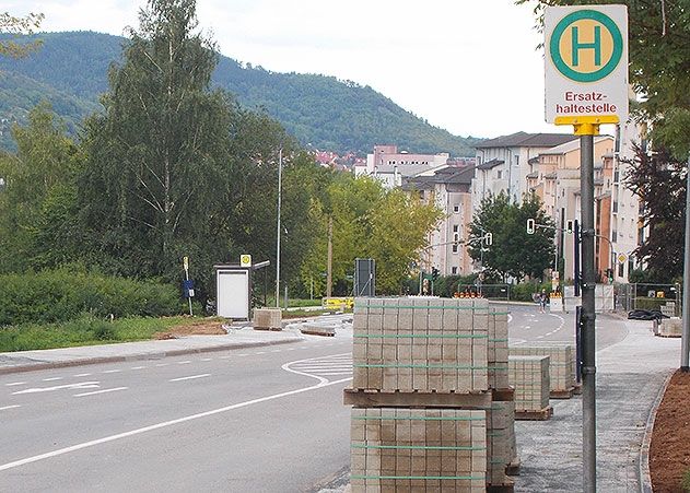 Ab morgen ist die Winzerlaer Straße wieder durchgängig befahrbar. Die Busersatzhaltestellen bleiben aber noch einige Zeit in Betrieb.