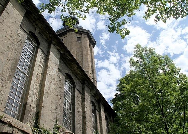 Hinweise erbeten: Die Friedenskirche in Jena wurde Ziel von Vandalismus.