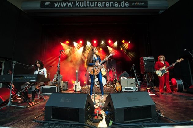 Kitty, Daisy & Lewis eröffneten gestern Abend die vorletzte Kulturarena-Woche in Jena.