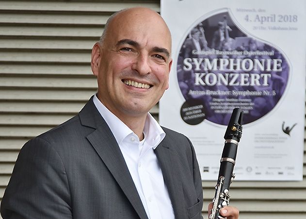 Prof. Dr. Ulrich S. Schubert ist renommierter Wissenschaftler, Musiker und 2019 auch Hochschullehrer des Jahres.