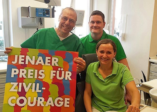 Dr. med. Joachim Hoffmann, Dr. med. dent. Claus Wächter und Dr. med. dent. Christin Drothen stiften das Preisgeld.