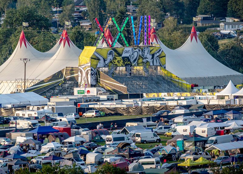 Schon am Mittwochvormittag reisten die Festival-Besucher zahlreich an, um am Thüringer Meer vom 8. bis 10. August abzufeiern.