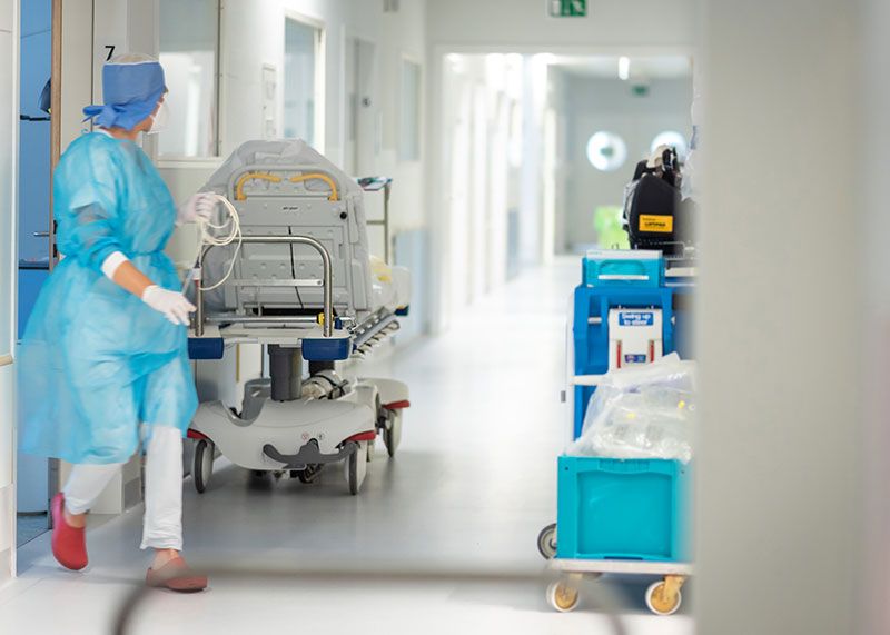 Als erste Uniklinik bundesweit eröffnete das Uniklinikum Jena eine Long-Covid-Ambulanz für Erwachsene und eine für Kinder.