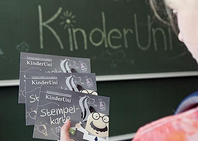 Am 3. Mai startet wieder die KinderUni an der Friedrich-Schiller-Universität Jena.