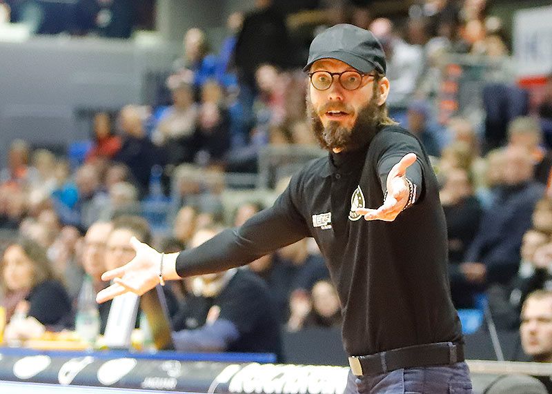 Der 40-jährige Björn Harmsen übernimmt die Jenaer Basketballer zum dritten Mal als Cheftrainer.