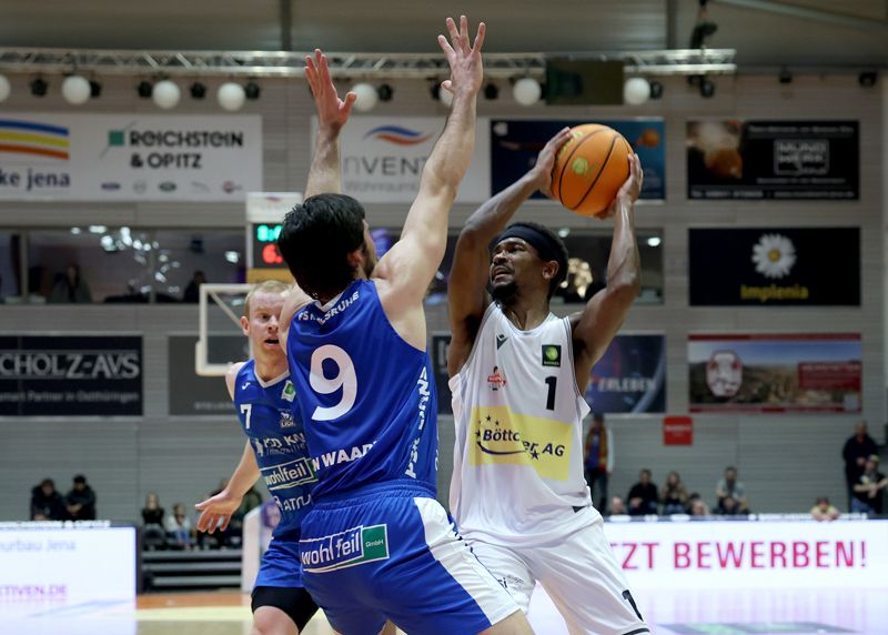 Topscorer bei Jena war wieder einmal Blake Francis mit 23 Punkten.