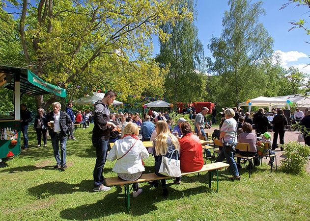 Zum großen Gartenfest wird am 1. Mai ins Stadtteilzentrum LISA in Lobeda-West eingeladen.